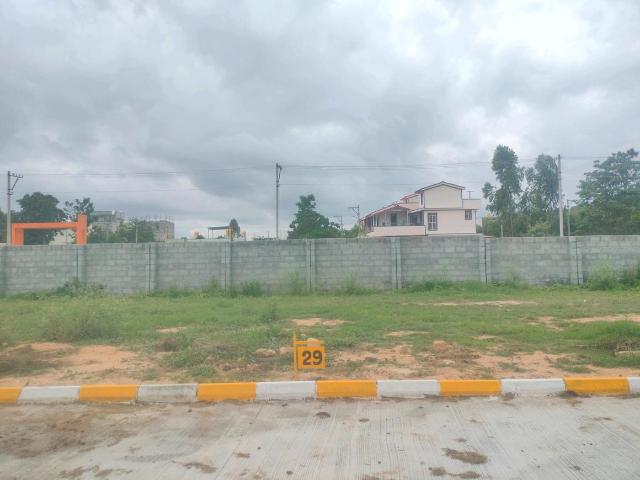 Residential Plot in Koppa Gate for resale Bengaluru. The reference number is 20396243