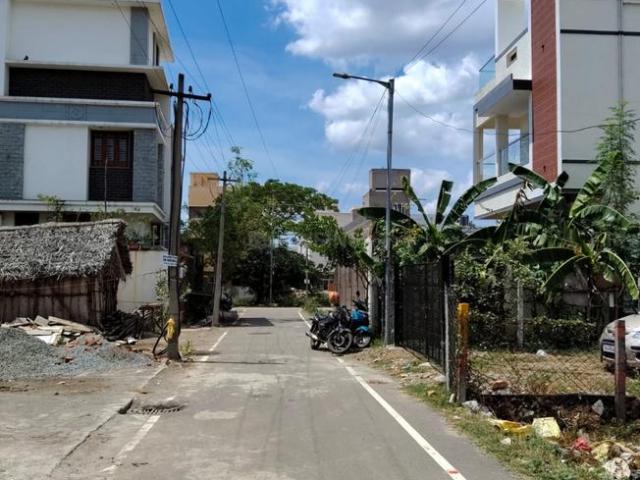 Residential Plot in Korattur for resale Chennai. The reference number is 20639662