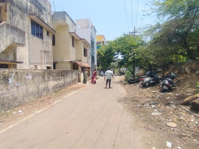 Residential Plot in Korattur for resale Chennai. The reference number is 20974569