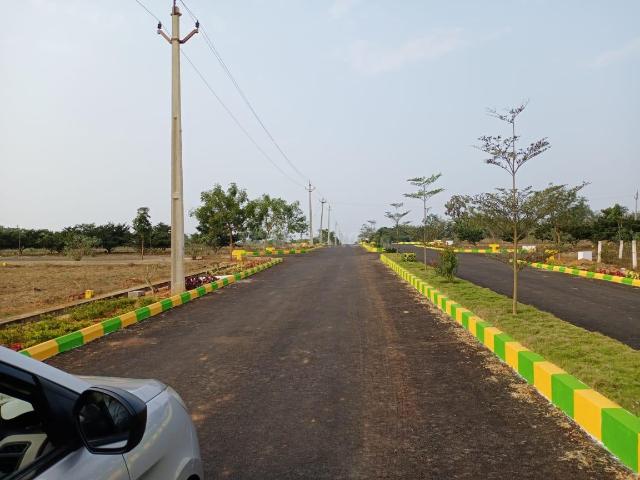 Residential Plot in Korukonda for resale Vizianagaram. The reference number is 15131206