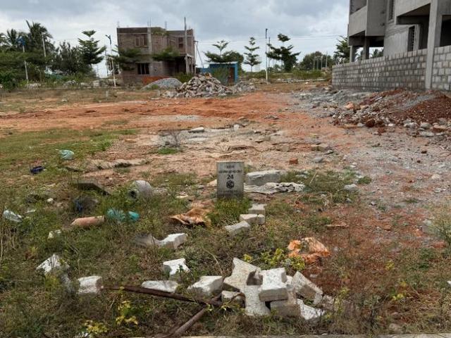 Residential Plot in Kote Hundi for resale Mysore. The reference number is 20897971