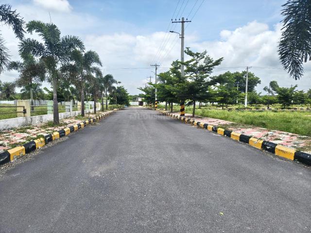 Residential Plot in Kothur for resale Hyderabad. The reference number is 20943124