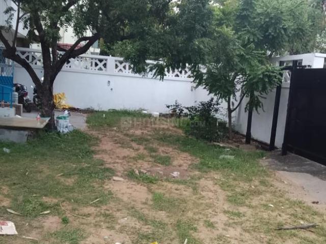 Residential Plot in Kottivakkam for resale Chennai. The reference number is 18425970