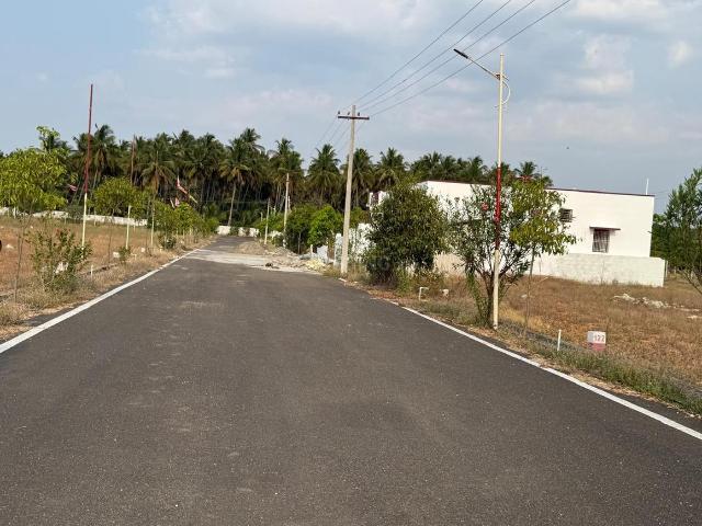 Residential Plot in Kovilpalayam for resale Pollachi. The reference number is 20086892