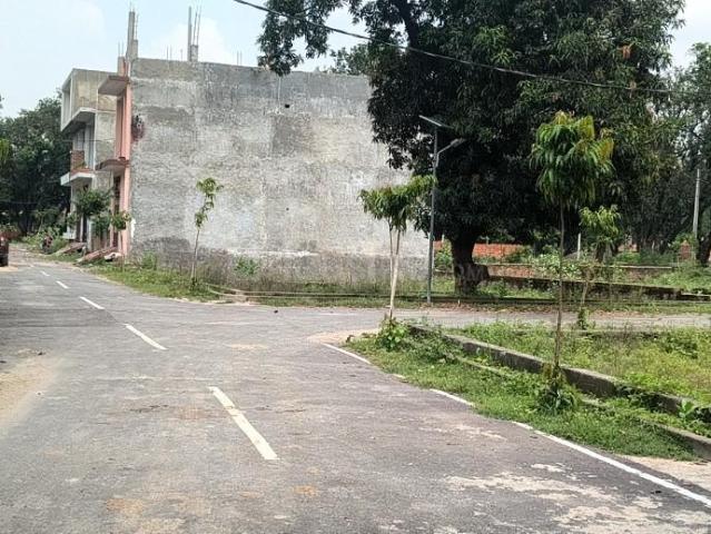 Residential Plot in Krishna Nagar for resale Lucknow. The reference number is 14178331