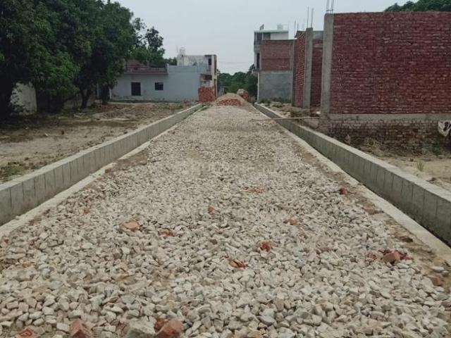 Residential Plot in Krishna Nagar for resale Lucknow. The reference number is 20523204
