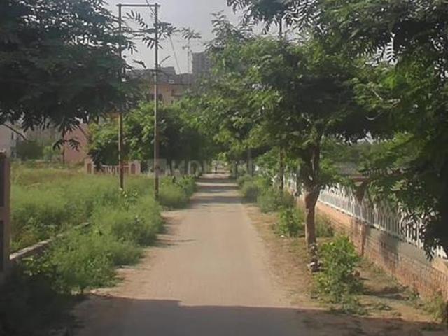 Residential Plot in Luksar for resale Greater Noida. The reference number is 20175268