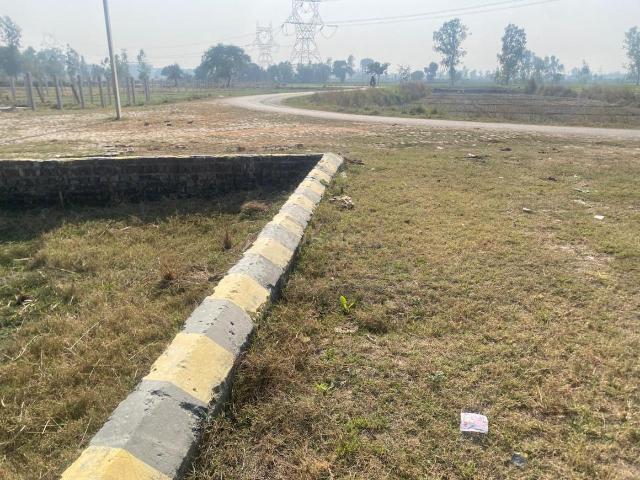 Residential Plot in Lakshvar Vajaha for resale Barabanki. The reference number is 18960625