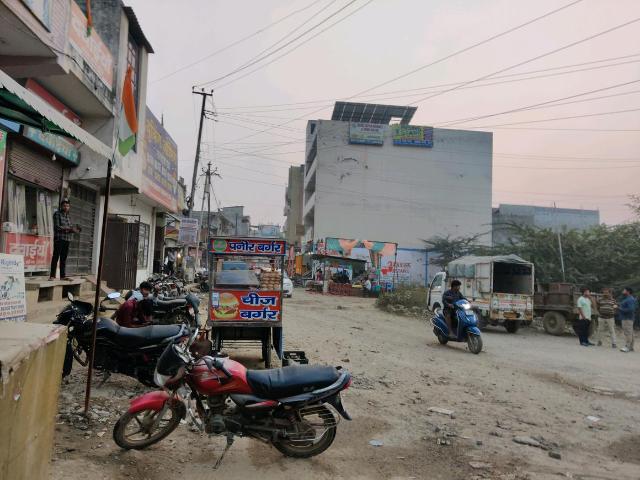 Residential Plot in Lal Kuan for resale Ghaziabad. The reference number is 15497769
