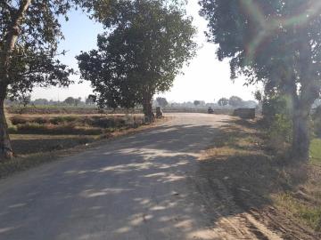 Residential Plot in Lal Kuan for resale Ghaziabad. The reference number is 16121448
