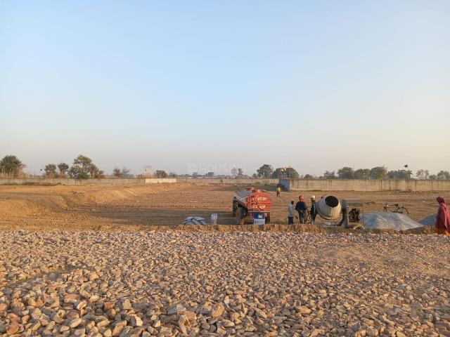Residential Plot in Lal Kuan for resale Ghaziabad. The reference number is 16121556