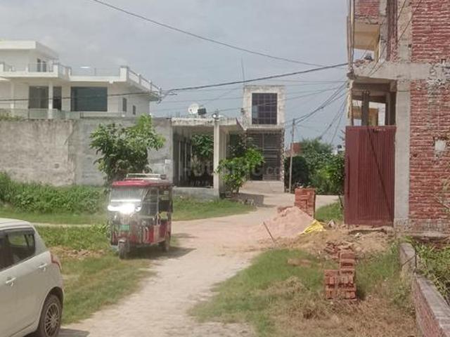 Residential Plot in Lal Kuan for resale Ghaziabad. The reference number is 16532125