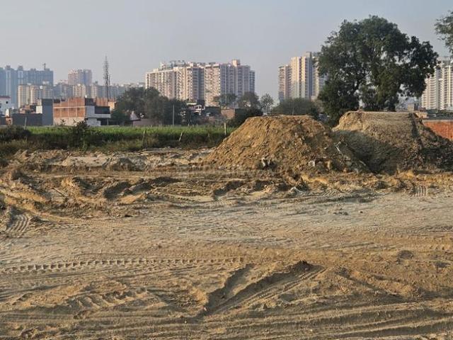 Residential Plot in Lal Kuan for resale Ghaziabad. The reference number is 19640363