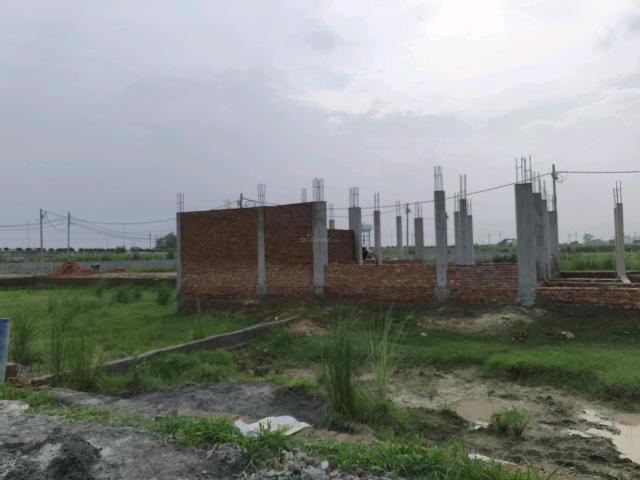 Residential Plot in Dadri for resale Greater Noida. The reference number is 20736022