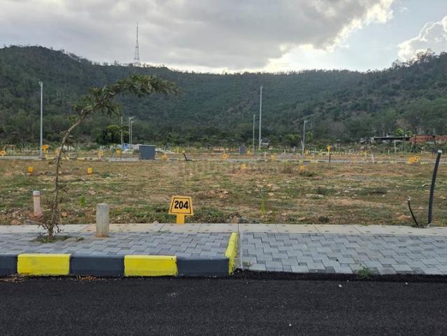 Residential Plot in Lalitaddripura for resale Mysore. The reference number is 20897772