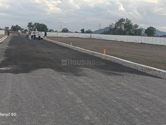 Residential Plot in Lam for resale Guntur. The reference number is 20558613