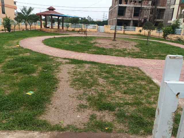 Residential Plot in Limbodi for resale Indore. The reference number is 21054151