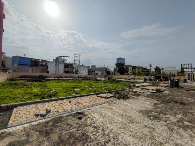 Residential Plot in Limbodi for resale Indore. The reference number is 21152105