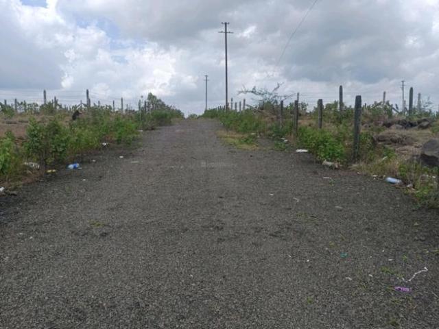 Residential Plot in Lohegaon for resale Pune. The reference number is 21039106