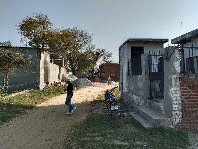 Residential Plot in Loni Dehat for resale Ghaziabad. The reference number is 20983791
