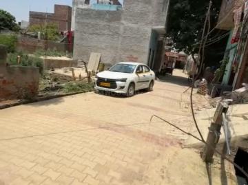 Residential Plot in Loni Dehat for resale Ghaziabad. The reference number is 20304061