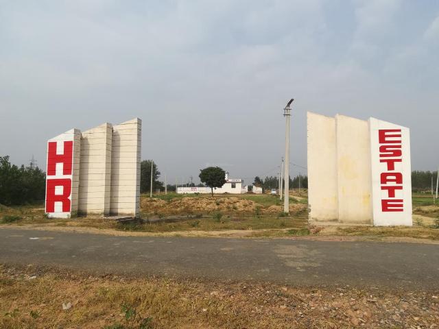 Residential Plot in Loni Dehat for resale Ghaziabad. The reference number is 7840212