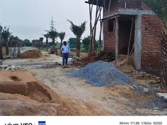 Residential Plot in Loni for resale Ghaziabad. The reference number is 21194079