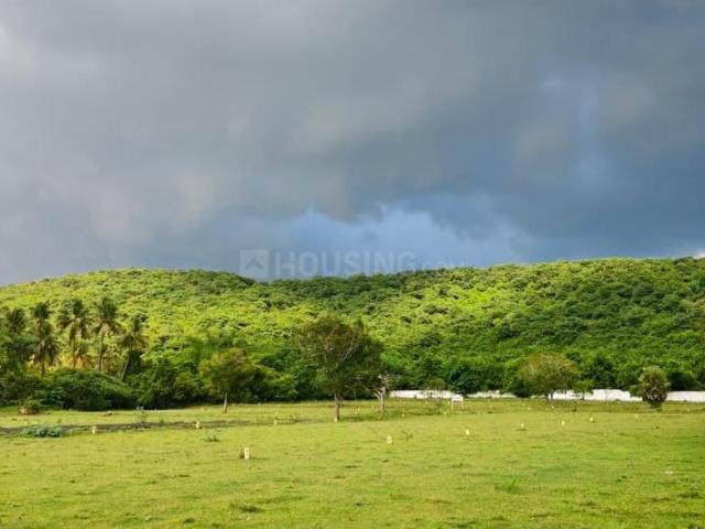 Residential Plot in Pulipakkam for resale Chennai. The reference number is 20984378