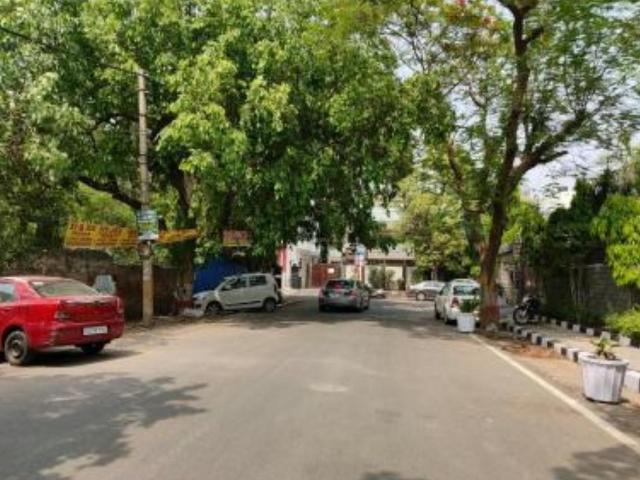 Residential Plot in Punjabi Bagh for resale New Delhi. The reference number is 10789895