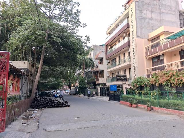 Residential Plot in Punjabi Bagh for resale New Delhi. The reference number is 20383696