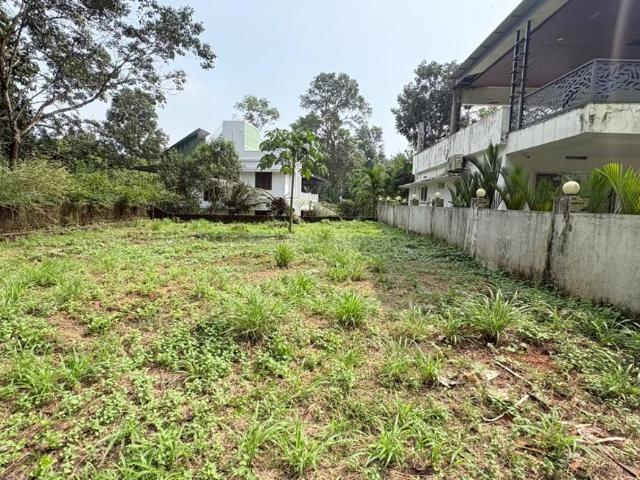 Residential Plot in Puthenkurish for resale Kochi. The reference number is 21386150