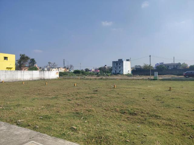 Residential Plot in Puzhal for resale Chennai. The reference number is 19510632