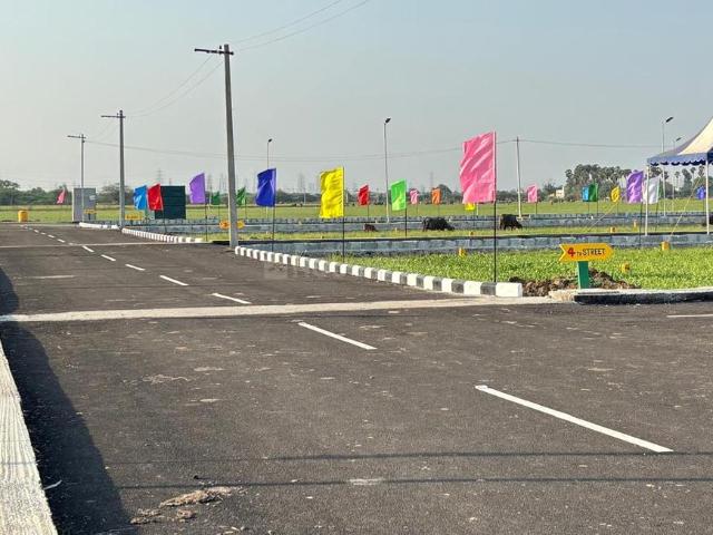 Residential Plot in Puzhal for resale Chennai. The reference number is 19580157