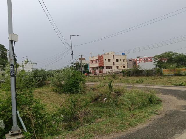 Residential Plot in Puzhal for resale Chennai. The reference number is 20638907