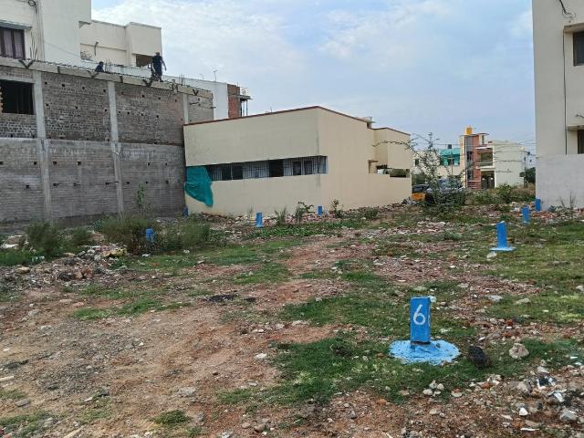 Residential Plot in Puzhal for resale Chennai. The reference number is 21004240