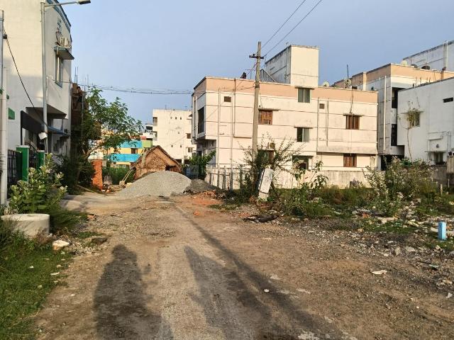 Residential Plot in Puzhal for resale Chennai. The reference number is 21004288