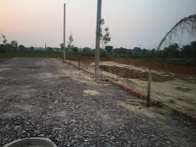 Residential Plot in Pachaytan for resale Greater Noida. The reference number is 20469298