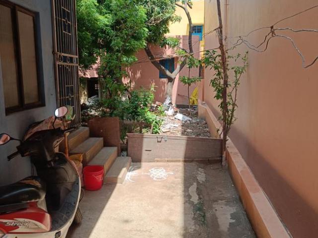 Residential Plot in Padi for resale Chennai. The reference number is 14915059