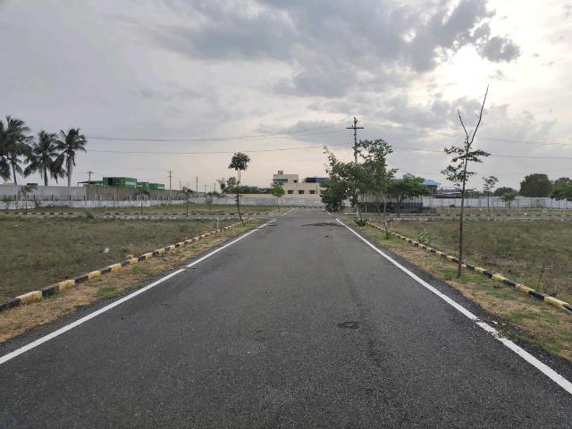 Residential Plot in Padianallur for resale Chennai. The reference number is 20577849