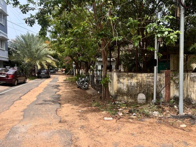 Residential Plot in Palavakkam, Sholinganallur for resale Chennai. The reference number is 17512463