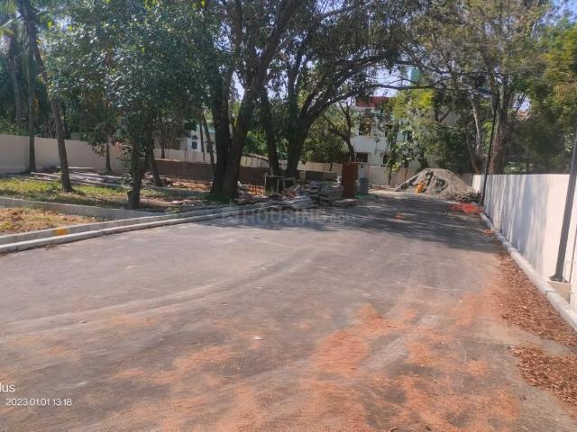 Residential Plot in Palavakkam, Sholinganallur for resale Chennai. The reference number is 18371584
