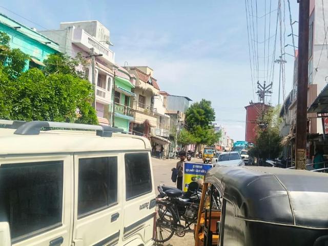 Residential Plot in Palayamkottai for resale Tirunelveli. The reference number is 21028397