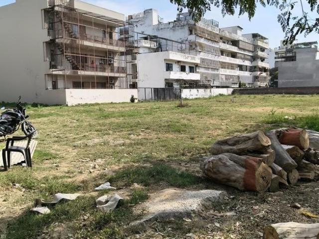 Residential Plot in Palam Vihar for resale Gurgaon. The reference number is 8538229