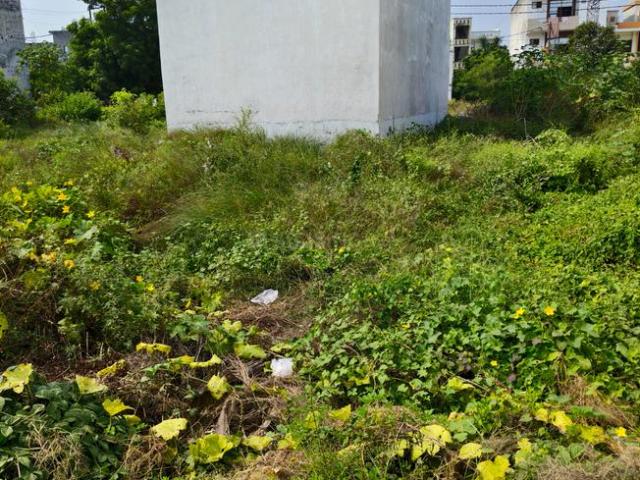 Residential Plot in Pallavpuram for resale Meerut. The reference number is 21256035