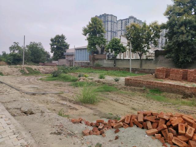 Residential Plot in Pandav Nagar for resale Ghaziabad. The reference number is 20888686
