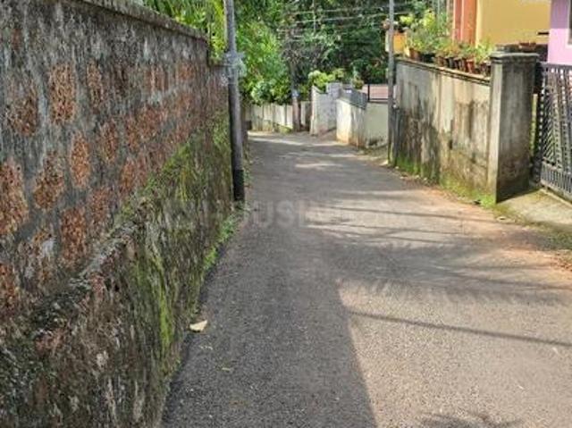 Residential Plot in Paroppadi for resale Kozhikode. The reference number is 20417986
