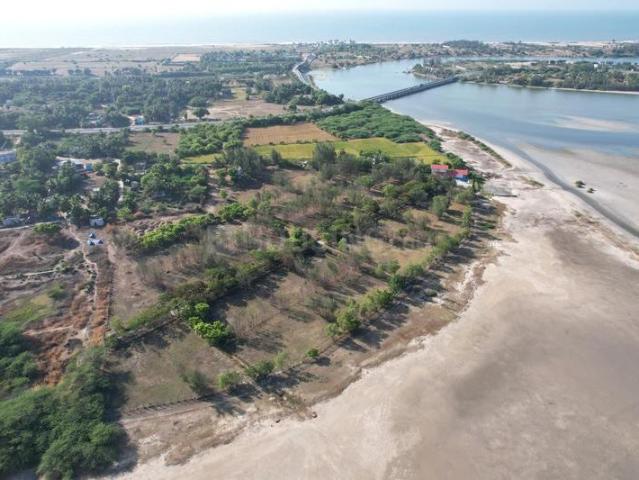 Residential Plot in Paramankeni for resale Chennai. The reference number is 20225874