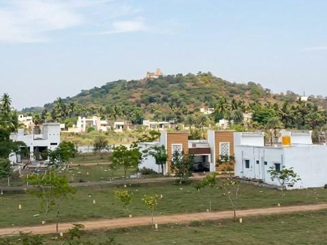 Residential Plot in Paranur for resale Chennai. The reference number is 21036585