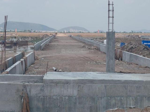 Residential Plot in Paritala for resale Vijayawada. The reference number is 19769824