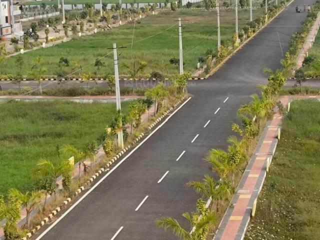 Residential Plot in Paritala for resale Vijayawada. The reference number is 20242208